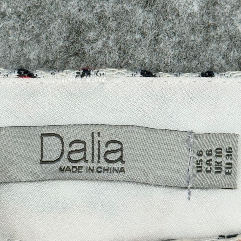 Dalia Womens Pink & White Geometric Patterned Shorts Size‎ 6 Cotton Blend - Picture 2 of 11